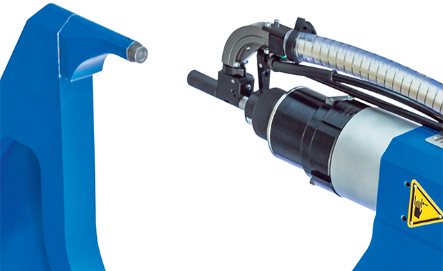 日本亚洲精品久久蜜臀氣動旋（xuán）鉚機